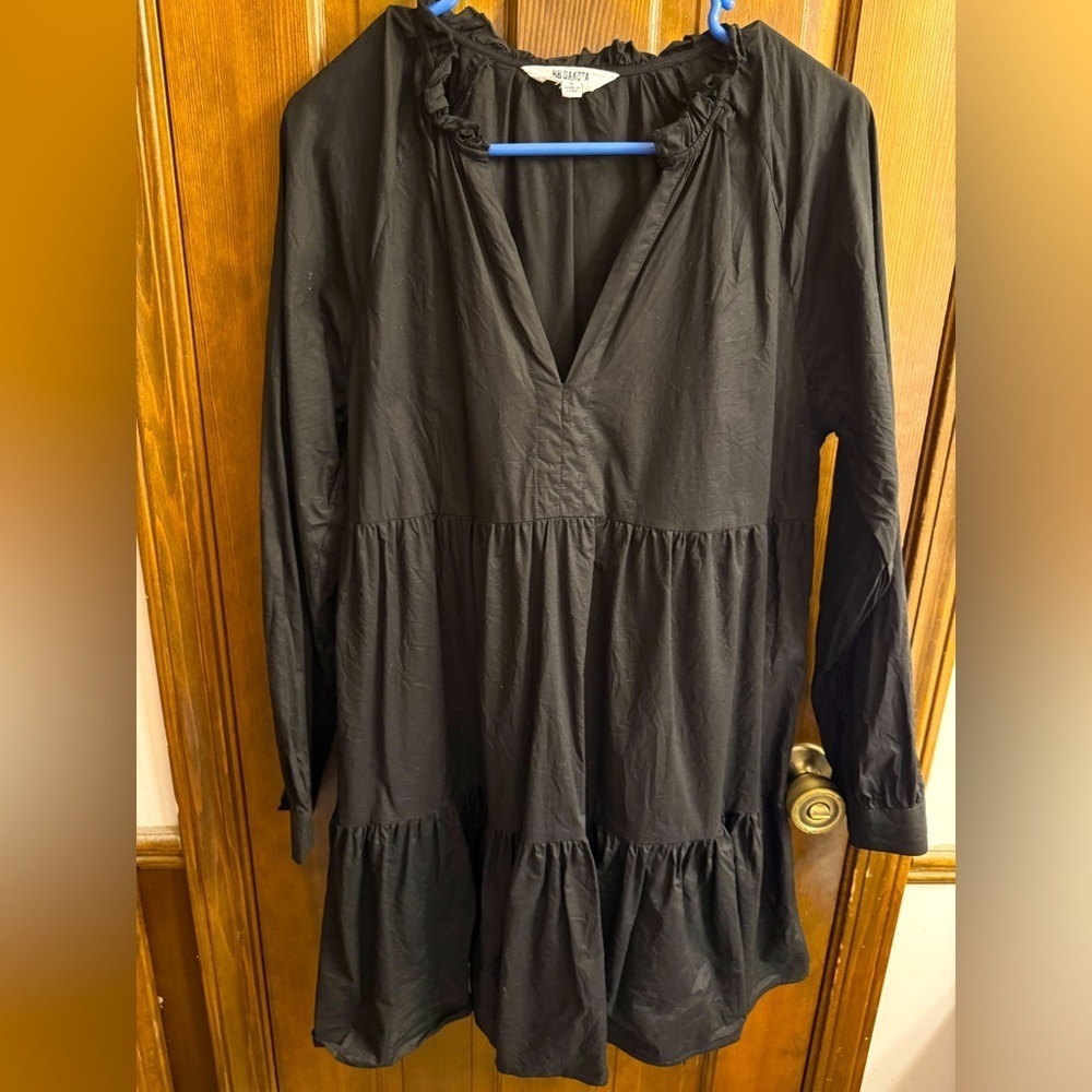 BB Dakota black long sleeved cotton dress EUC Large